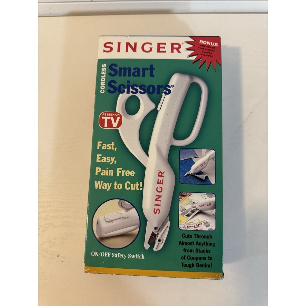 Singer Smart Scissors & Replacement Blades New In Box Cordless Power Scissors